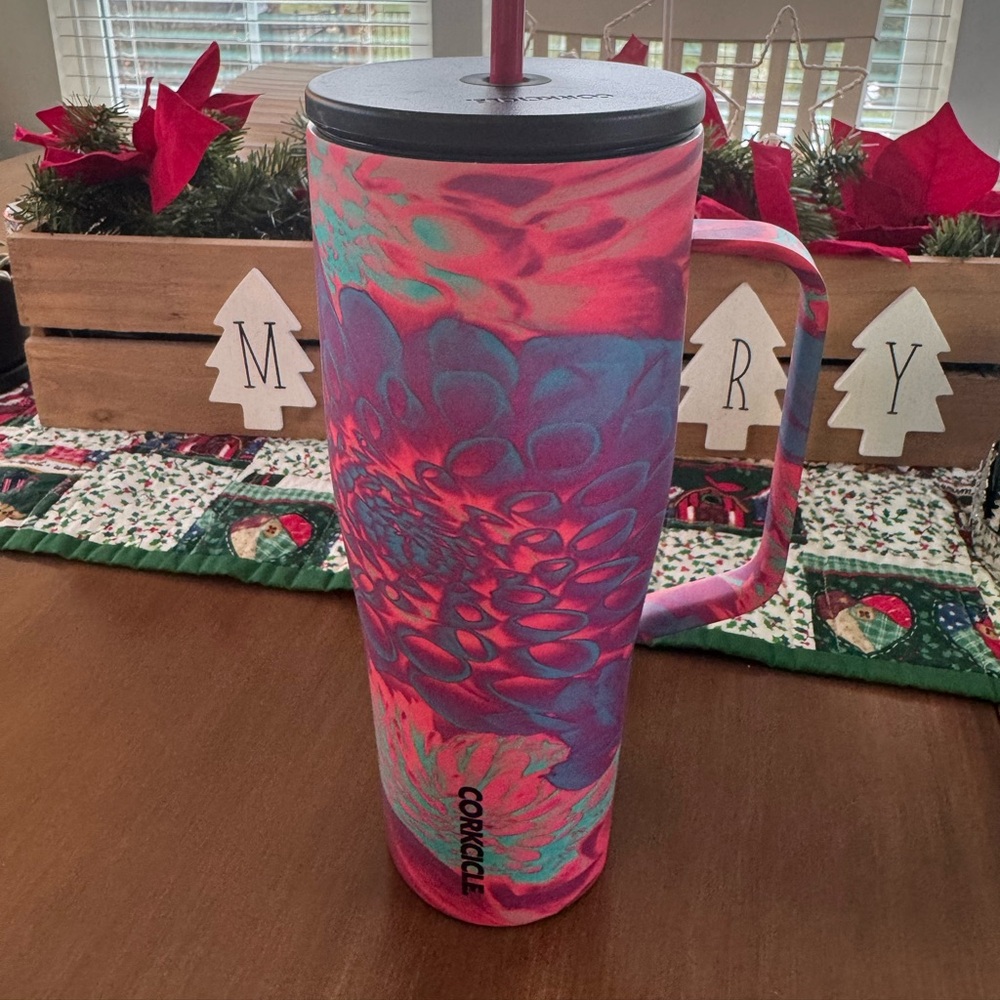 Corkcicle cup 30oz